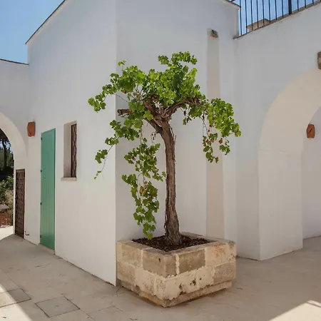 Santa Marina Masseria Del Salento 3* Галліполі