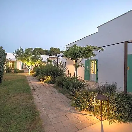 Masseria Del Salento Santa Marina Aparthotel 3*