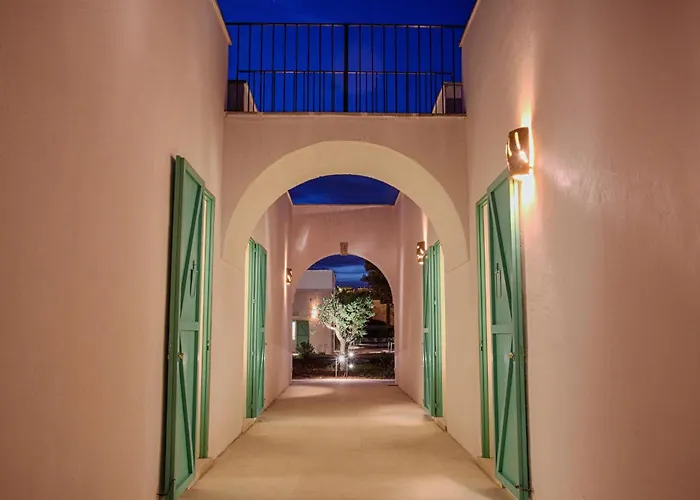 Santa Marina Masseria Del Salento Lägenhetshotell 3*